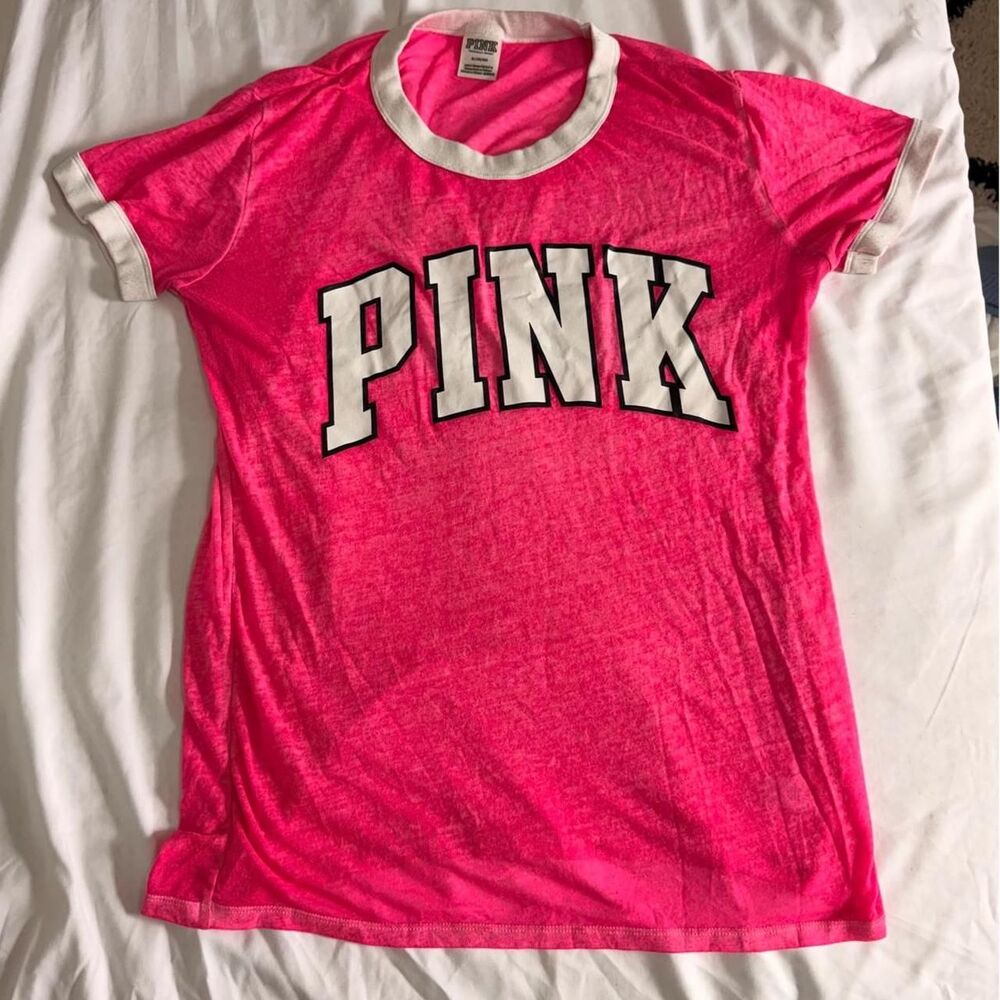 Victoria-s-secret Women's Pink T-shirt - Picture 2 of 6
